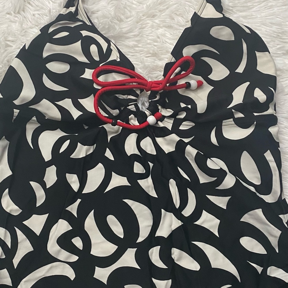 Ocean Dreams Black and White Tankini top Swimsuit